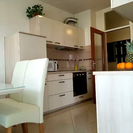 Mila Apartment Umag